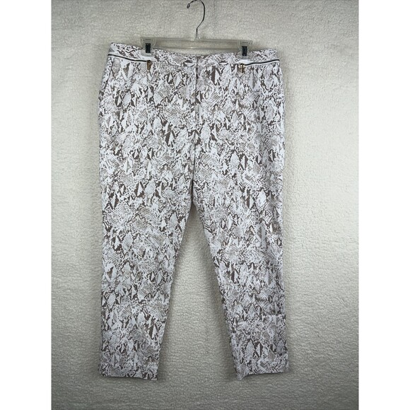 Calvin Klein Pants Size 16 Ankle Length With Snake Skin Print Zip Front Pockets - Picture 2 of 13